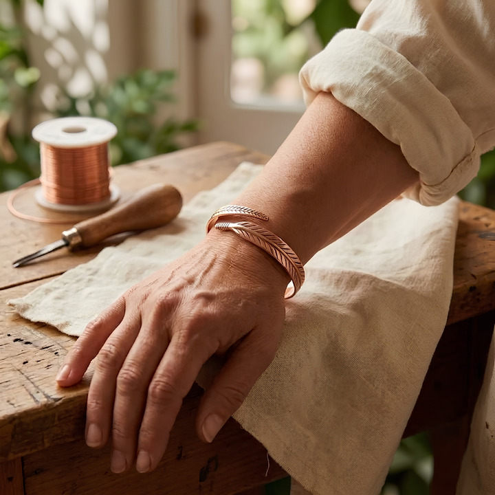Bracelet en cuivre plume – Aveloire Paris