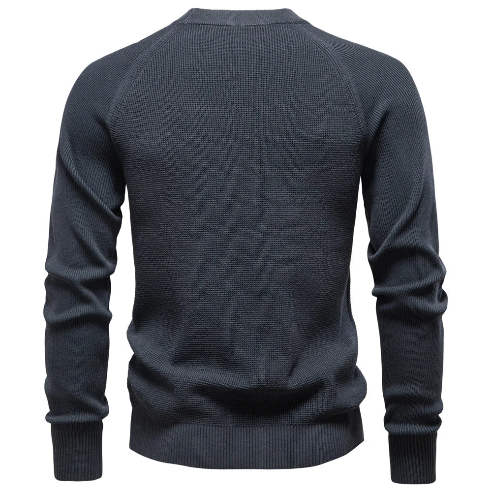 Pull en tricot pour hommes avec col rond et manches raglan | Aveloire Paris