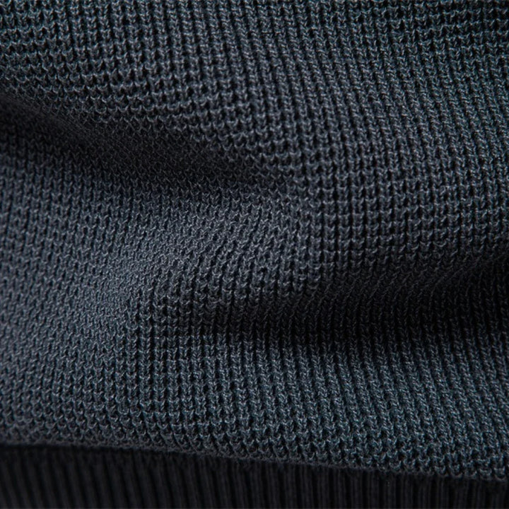 Pull en tricot pour hommes avec col rond et manches raglan | Aveloire Paris