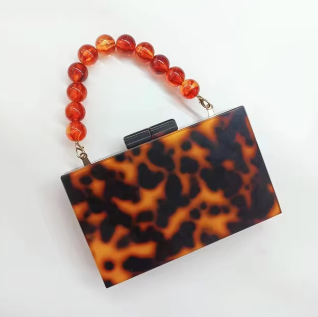 Sac élégant en acrylique Raylene