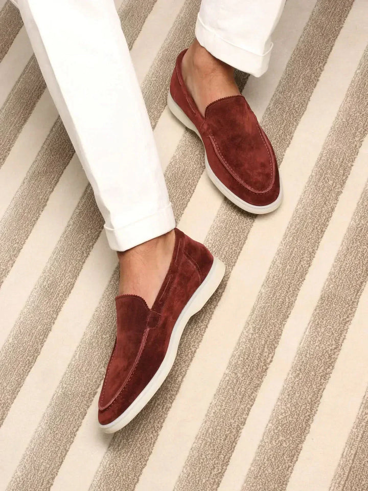 Mocassin en daim classique bordeaux