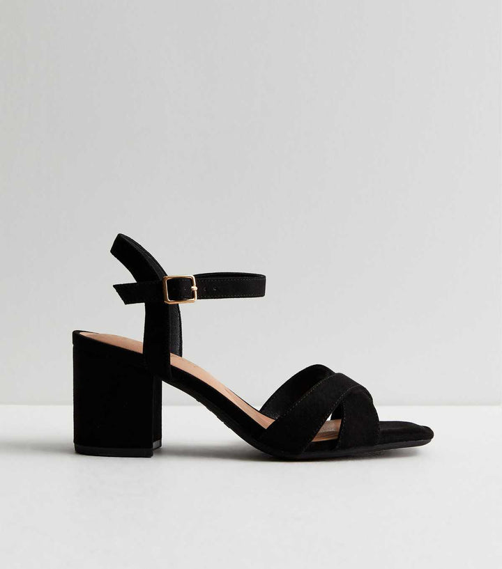 Sandales à talons carrés en velours noir, 2 pièces | New Look