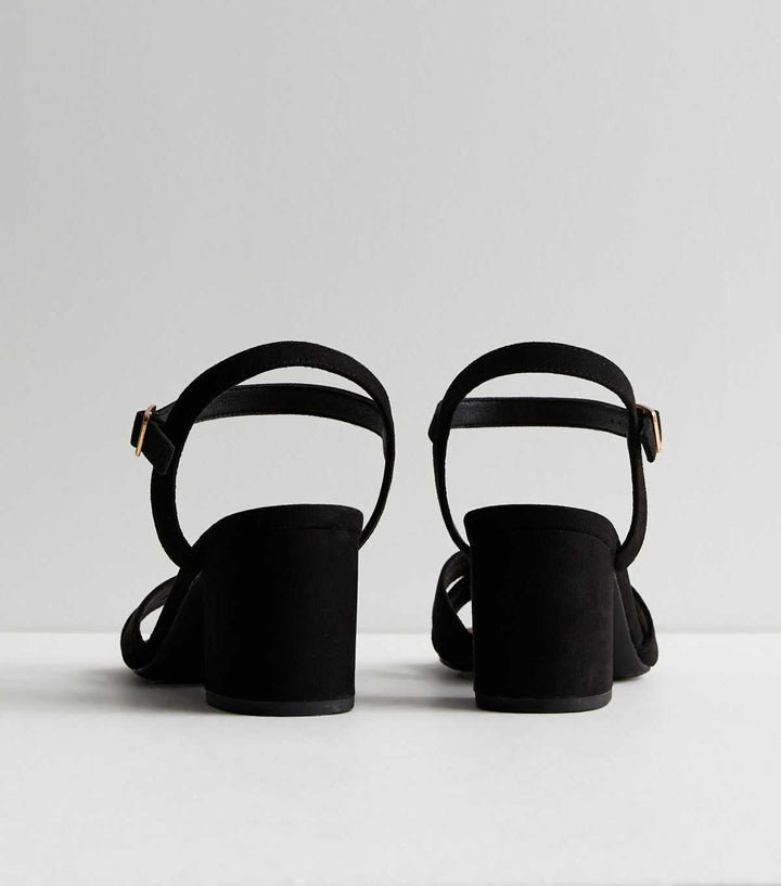 Sandales à talons carrés en velours noir, 2 pièces | New Look